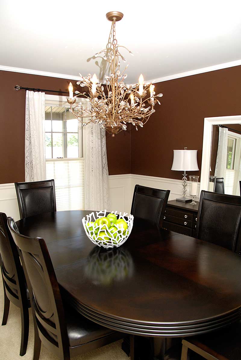 Bowl-in-dining-room