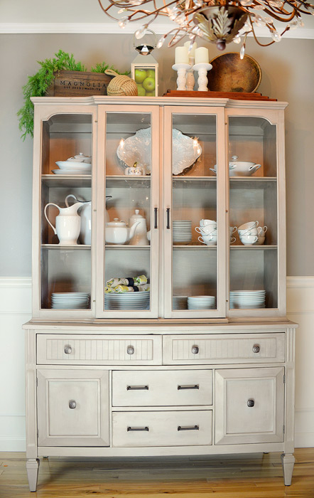 Craigslist china store cabinet